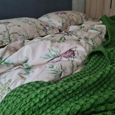Kokvilnas gultas pārklājs GREEN
